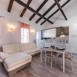 Apartment Ca' Laura - Centro - 10 Min From Venice